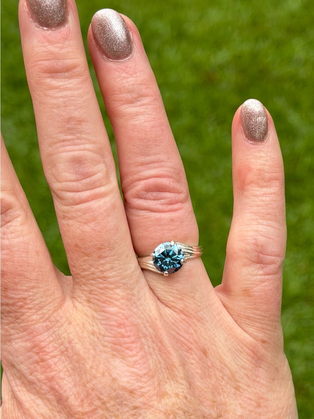 2CT Certified Blue Diamond Moissanite Solitaire Ring in 925 Sterling Silver Sz 7 - Picture 8 of 16